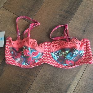 NWT MAAJI pink swim top | Size L